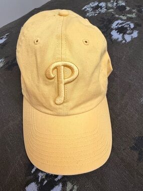 47 Yellow Philadelphia Phillies Clean Up Adjustable Cap